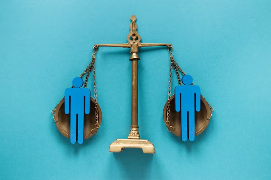How Does Judicial Activism Compare to Judicial Restraint?