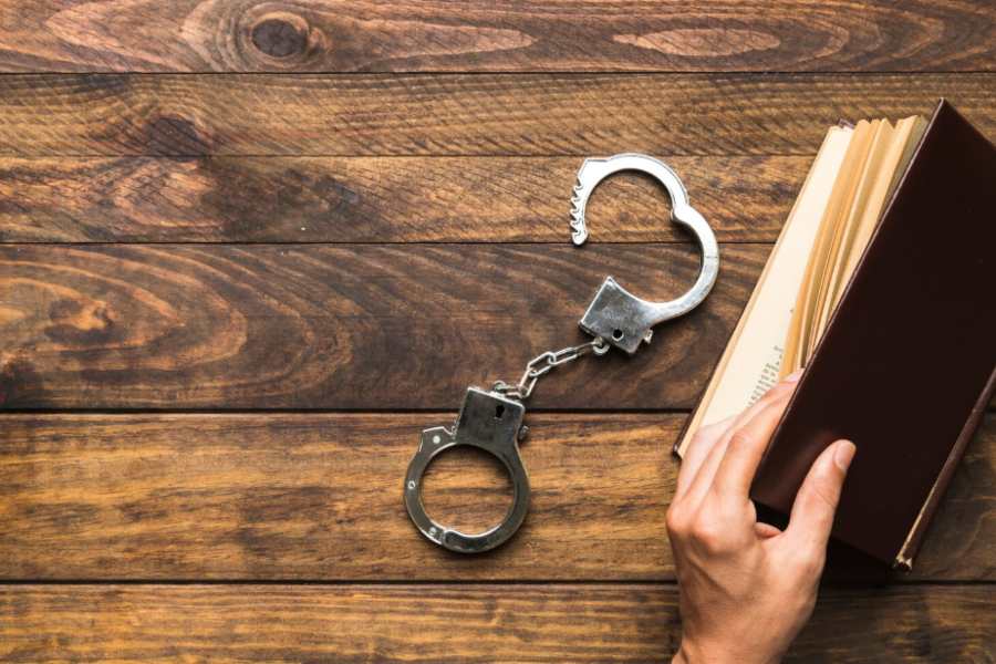 How Plea Bargaining Works in the Criminal Justice System